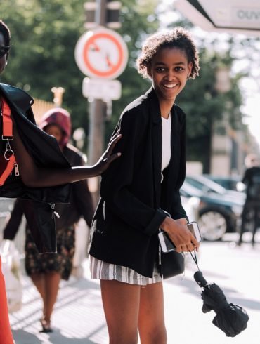 Street Style -Paris Fashion Week - Menswear Spring-Summer 2019 : Day Two